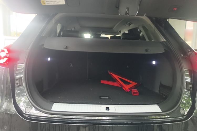 Used Hongqi HS5 2019 2.0T Smart Connect Flagship All-Wheel-Drive Version Trunk