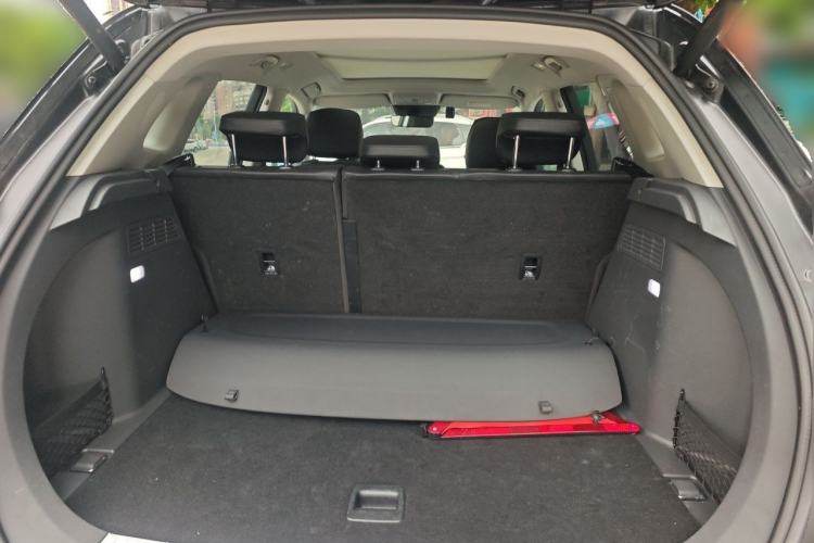 Used Hongqi HS5 2019 2.0T Smart Connect Flagship Edition Trunk