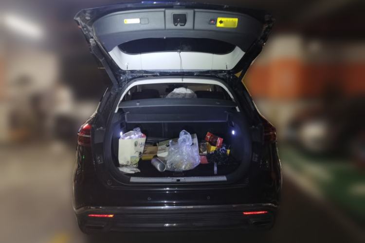 Used Hongqi HS5 2019 2.0T Smart Connect Flagship Edition Trunk