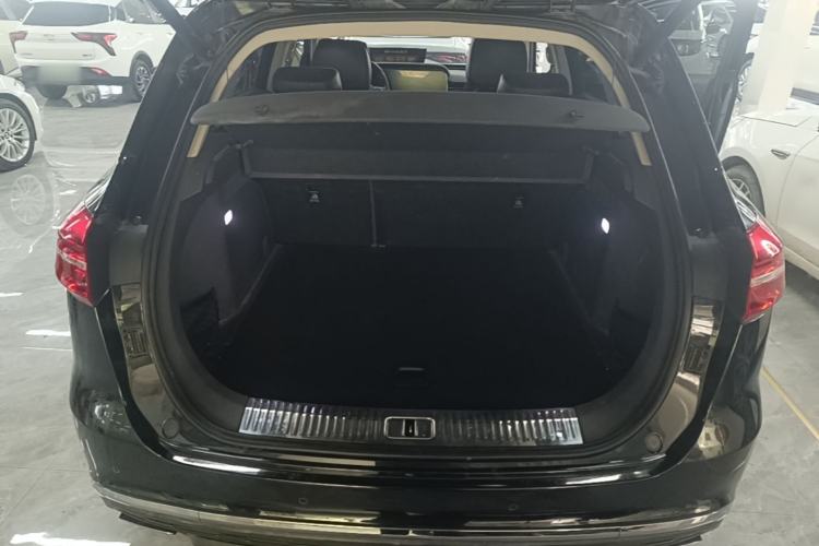 Used Hongqi HS5 2019 2.0T Smart Connect Flagship Edition Trunk