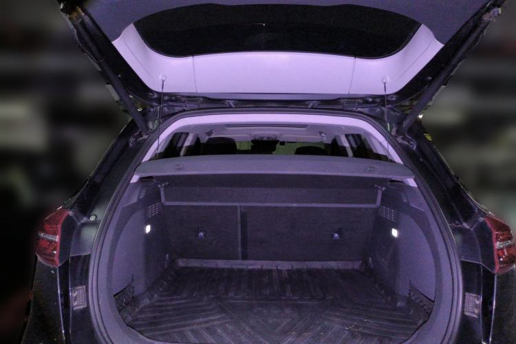 Used Hongqi HS5 2019 2.0T Smart Connect Flagship Edition Trunk