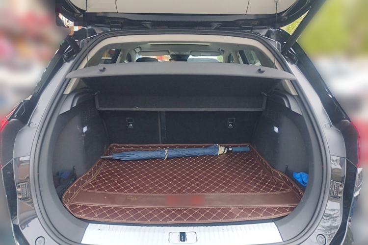 Used Hongqi HS5 2019 2.0T Smart Connect Flagship Edition Trunk