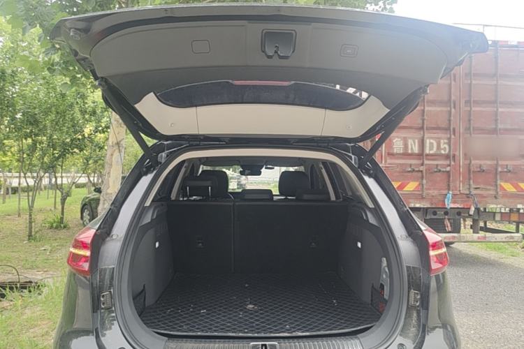 Used Hongqi HS5 2019 2.0T Smart Connect Flagship Edition Trunk
