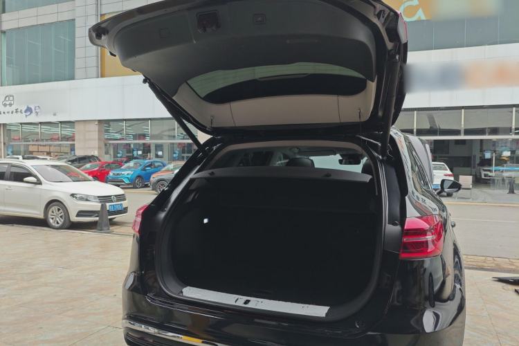 Used Hongqi HS5 2019 2.0T Smart Connect Flagship All-Wheel-Drive Version Trunk
