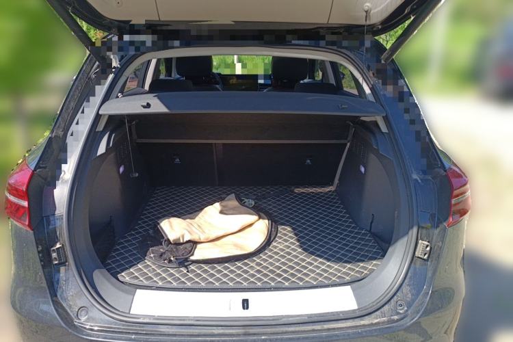 Used Hongqi HS5 2019 2.0T Smart Connect Flagship Edition Trunk