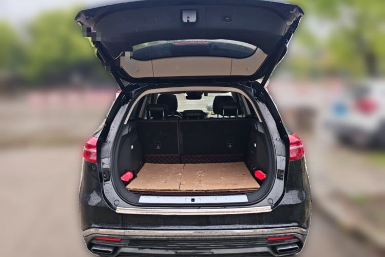 Used Hongqi HS5 2019 2.0T Smart Connect Flagship Edition Trunk