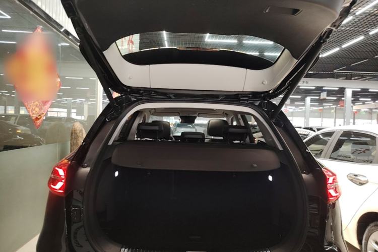 Used Hongqi HS5 2019 2.0T Smart Connect Flagship Edition Trunk