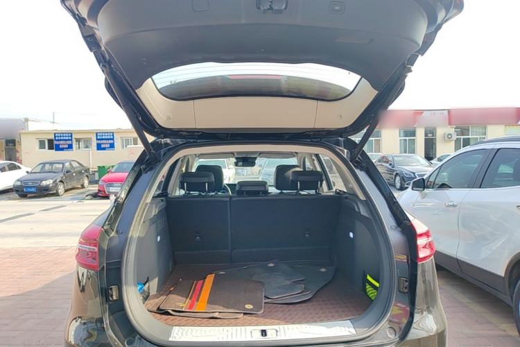 Used Hongqi HS5 2019 2.0T Smart Connect Flagship Edition Trunk