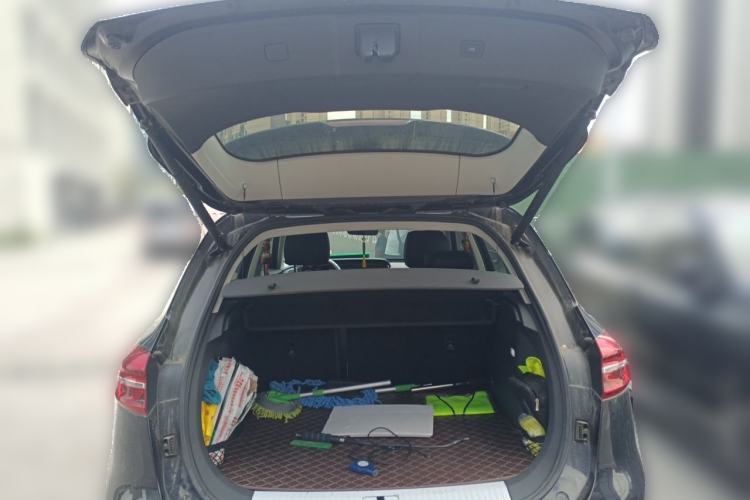 Used Hongqi HS5 2019 2.0T Smart Connect Flagship Edition Trunk