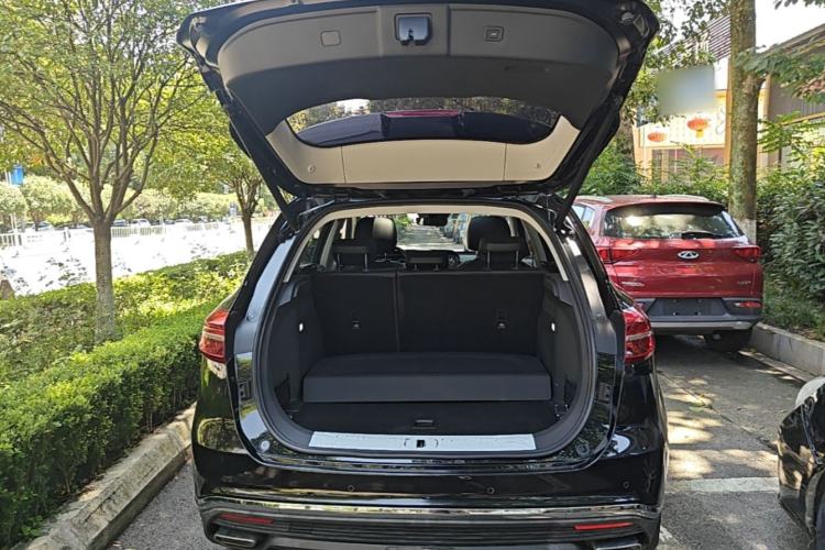 Used Hongqi HS5 2019 2.0T Smart Connect Flagship Edition Trunk