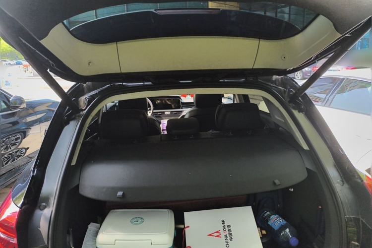 Used Hongqi HS5 2019 2.0T Smart Connect Flagship Edition Trunk