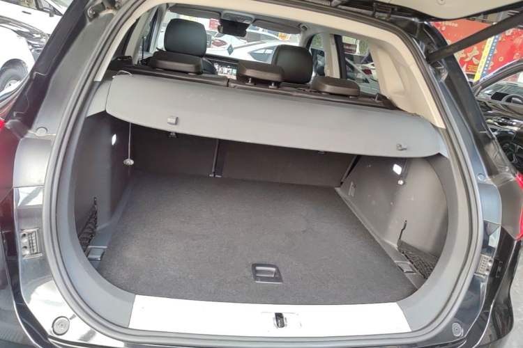 Used Hongqi HS5 2019 2.0T Smart Connect Flagship Edition Trunk