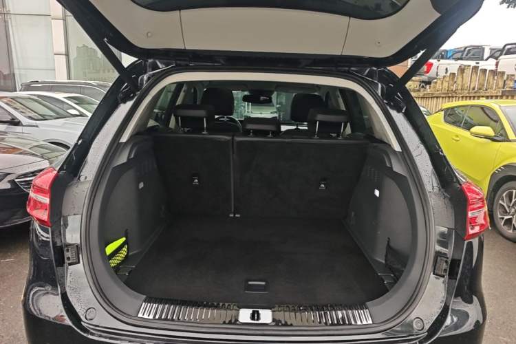 Used Hongqi HS5 2019 2.0T Smart Connect Flagship Edition Trunk