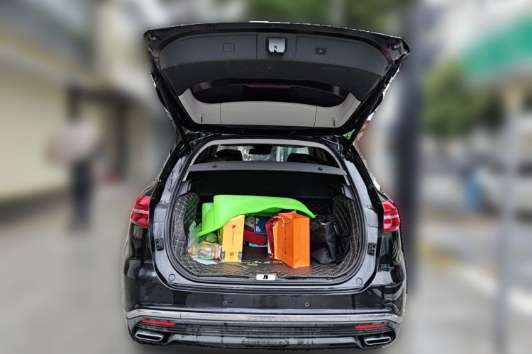 Used Hongqi HS5 2019 2.0T Smart Connect Flagship All-Wheel-Drive Version Trunk