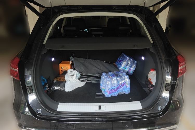 Used Hongqi HS5 2019 2.0T Smart Connect Flagship Edition Trunk