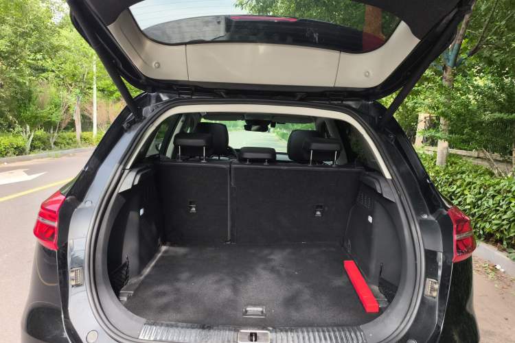 Used Hongqi HS5 2019 2.0T Smart Connect Flagship All-Wheel-Drive Version Trunk