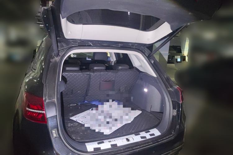 Used Hongqi HS5 2019 2.0T Smart Connect Flagship All-Wheel-Drive Version Trunk