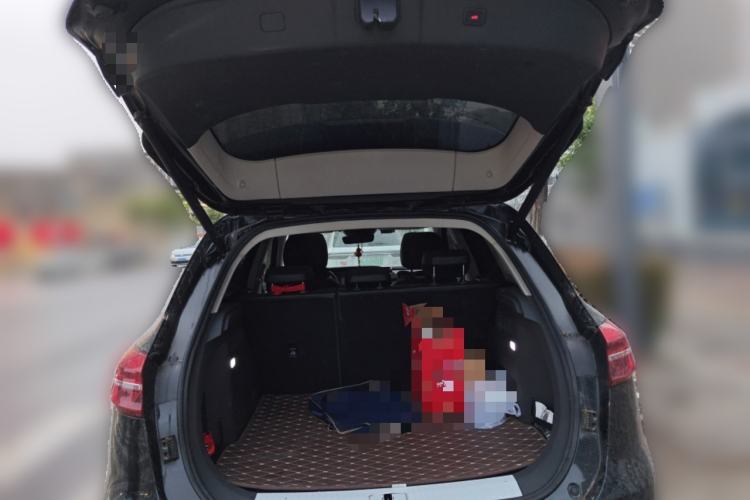 Used Hongqi HS5 2019 2.0T Smart Connect Flagship All-Wheel-Drive Version Trunk