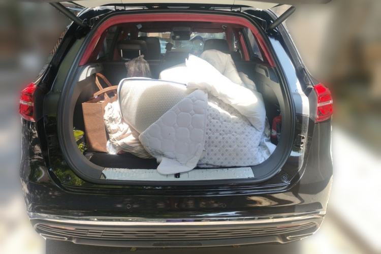 Used Hongqi HS5 2019 2.0T Smart Connect Flagship Edition Trunk