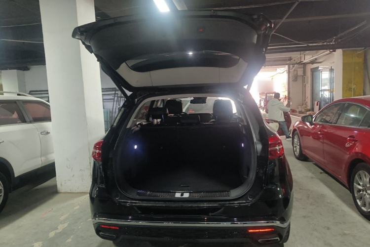 Used Hongqi HS5 2019 2.0T Smart Connect Flagship Edition Trunk