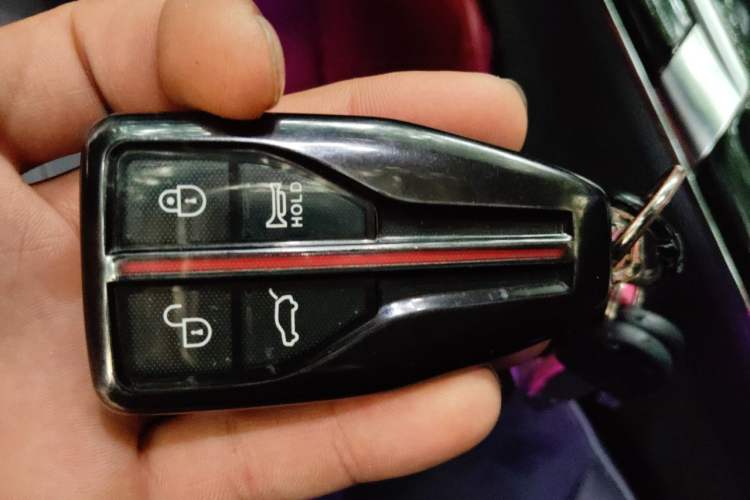 Used Hongqi HS5 2019 2.0T Smart Connect Flagship All-Wheel-Drive Version Vehicle Key