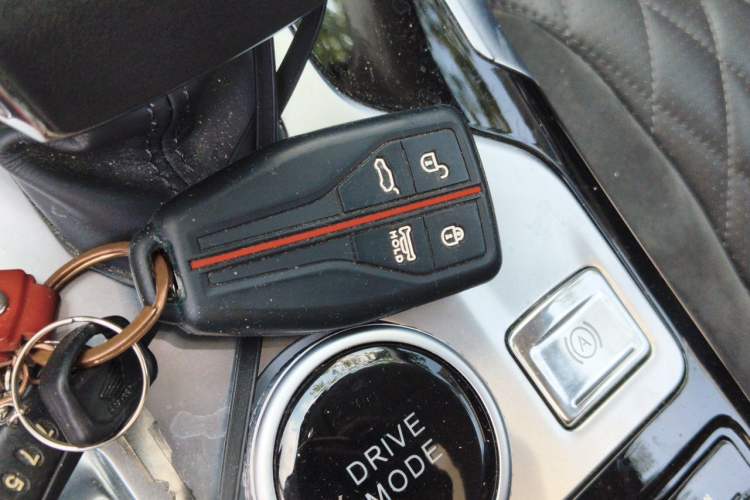 Used Hongqi HS5 2019 2.0T Smart Connect Flagship All-Wheel-Drive Version Vehicle Key