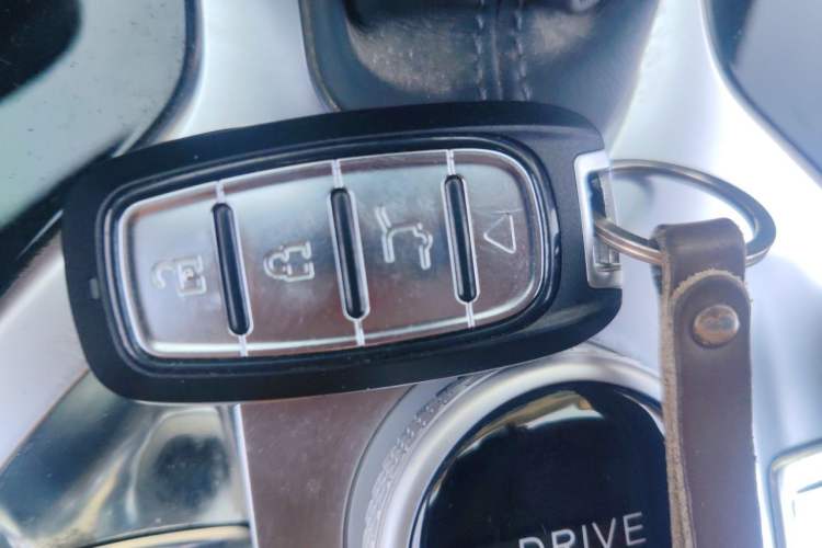 Used Hongqi HS5 2019 2.0T Smart Connect Flagship All-Wheel-Drive Version Vehicle Key