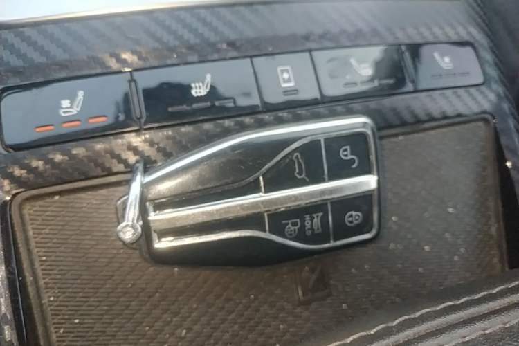 Used Hongqi HS5 2019 2.0T Smart Connect Flagship Edition Vehicle Key