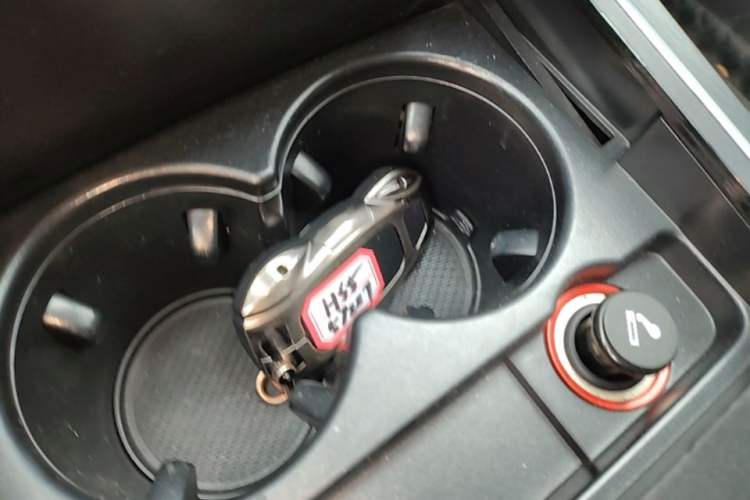 Used Hongqi HS5 2019 2.0T Smart Connect Flagship All-Wheel-Drive Version Vehicle Key