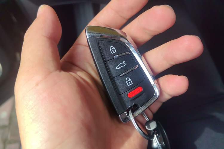Used Hongqi HS5 2019 2.0T Smart Connect Flagship Edition Vehicle Key