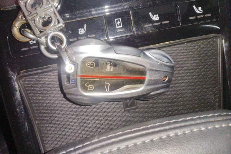 Used Hongqi HS5 2019 2.0T Smart Connect Flagship All-Wheel-Drive Version Vehicle Key