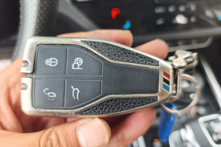 Used Hongqi HS5 2019 2.0T Smart Connect Flagship Edition Vehicle Key