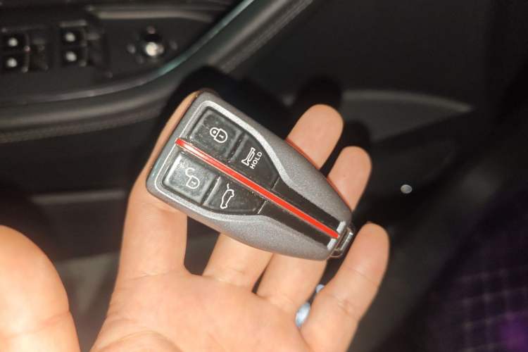 Used Hongqi HS5 2019 2.0T Smart Connect Flagship Edition Vehicle Key