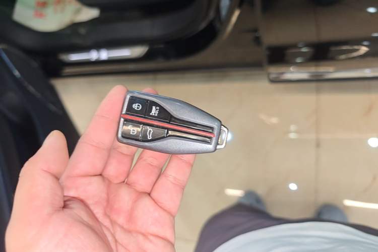 Used Hongqi HS5 2019 2.0T Smart Connect Flagship All-Wheel-Drive Version Vehicle Key