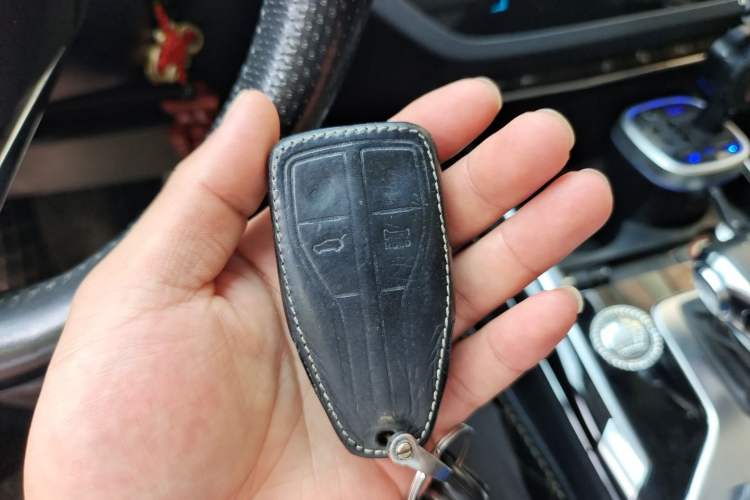 Used Hongqi HS5 2019 2.0T Smart Connect Flagship Edition Vehicle Key