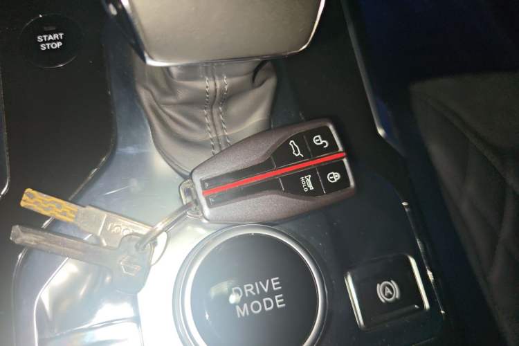Used Hongqi HS5 2019 2.0T Smart Connect Flagship All-Wheel-Drive Version Vehicle Key