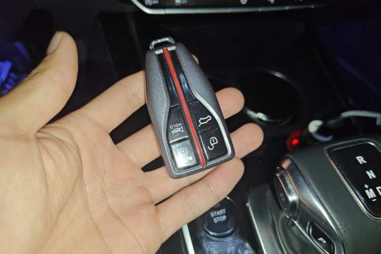 Used Hongqi HS5 2019 2.0T Smart Connect Flagship Edition Vehicle Key