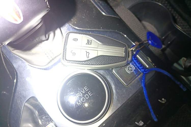 Used Hongqi HS5 2019 2.0T Smart Connect Flagship Edition Vehicle Key