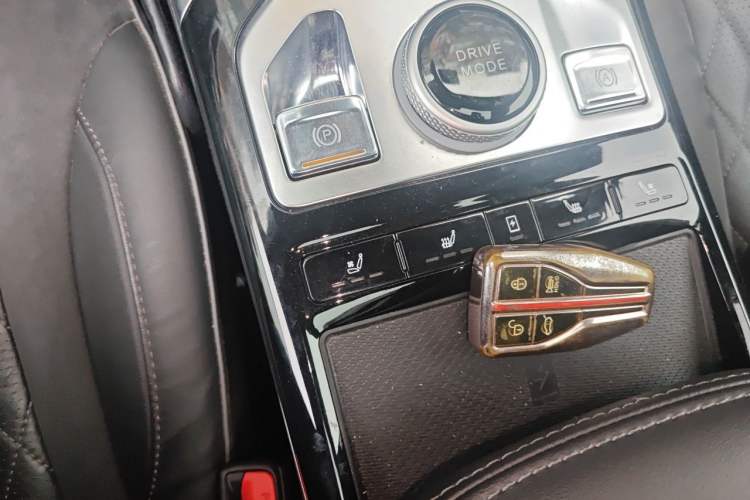 Used Hongqi HS5 2019 2.0T Smart Connect Flagship Edition Vehicle Key