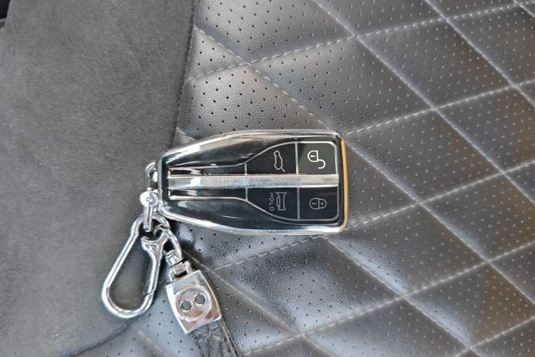 Used Hongqi HS5 2019 2.0T Smart Connect Flagship Edition Vehicle Key