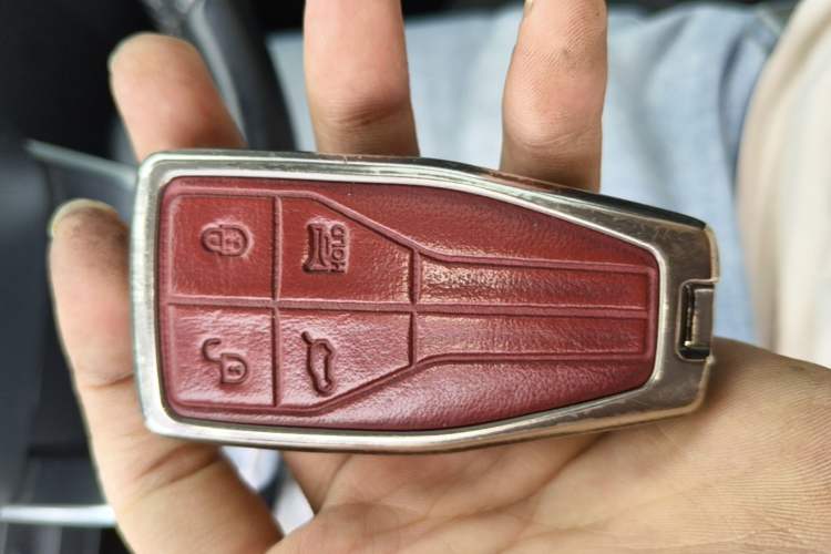 Used Hongqi HS5 2019 2.0T Smart Connect Flagship Edition Vehicle Key