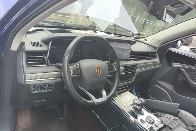 Used Hongqi HS5 2019 2.0T Smart Connect Flagship All-Wheel-Drive Version Center Console