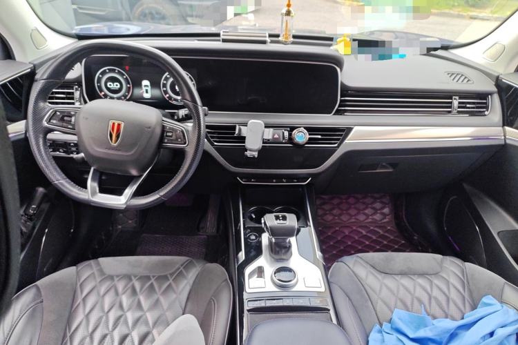 Used Hongqi HS5 2019 2.0T Smart Connect Flagship All-Wheel-Drive Version Center Console