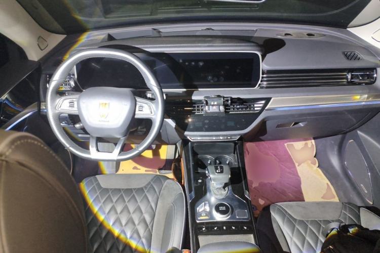 Used Hongqi HS5 2019 2.0T Smart Connect Flagship Edition Center Console