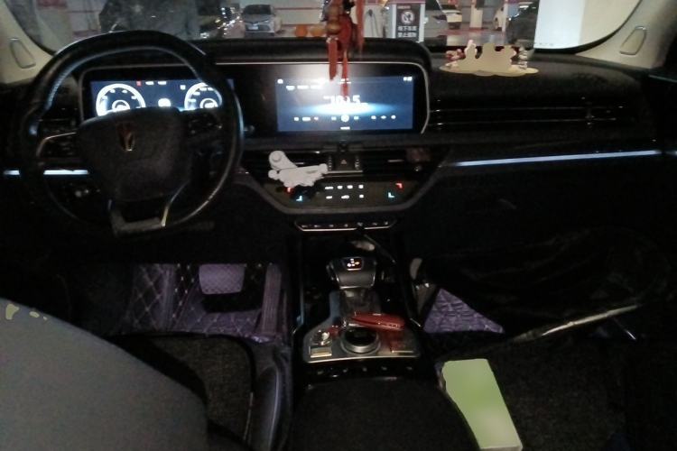 Used Hongqi HS5 2019 2.0T Smart Connect Flagship Edition Center Console