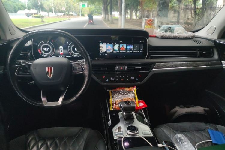 Used Hongqi HS5 2019 2.0T Smart Connect Flagship Edition Center Console