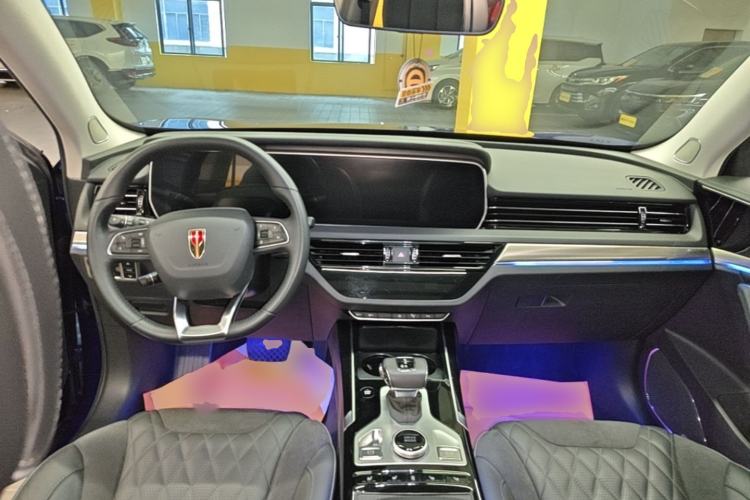 Used Hongqi HS5 2019 2.0T Smart Connect Flagship All-Wheel-Drive Version Center Console