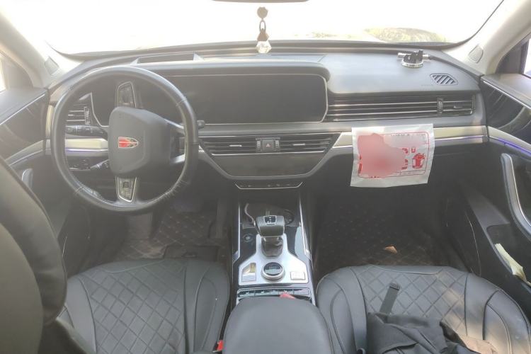 Used Hongqi HS5 2019 2.0T Smart Connect Flagship All-Wheel-Drive Version Center Console