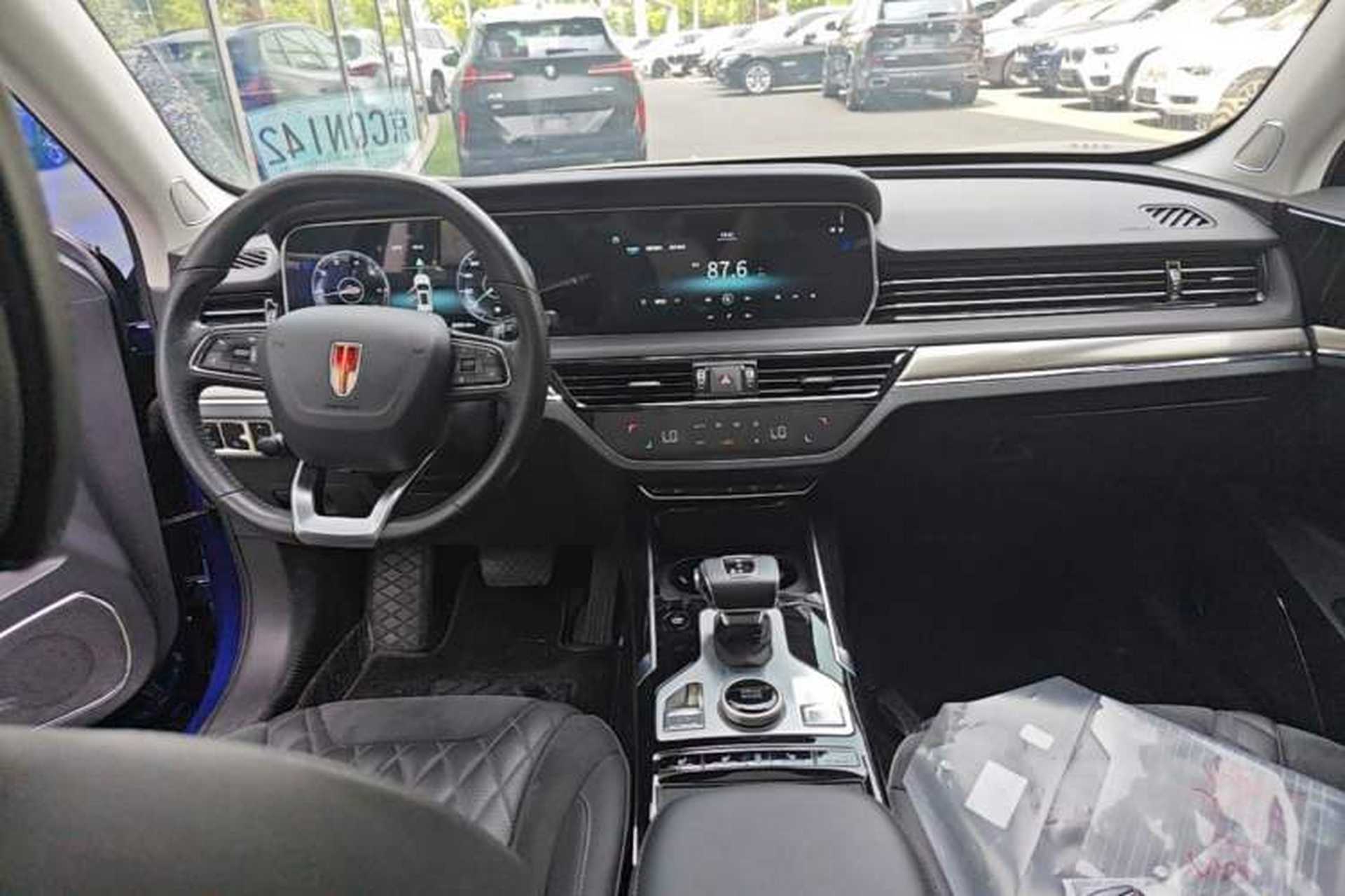 Used Hongqi HS5 2019 2.0T Smart Connect Flagship Edition Center Console