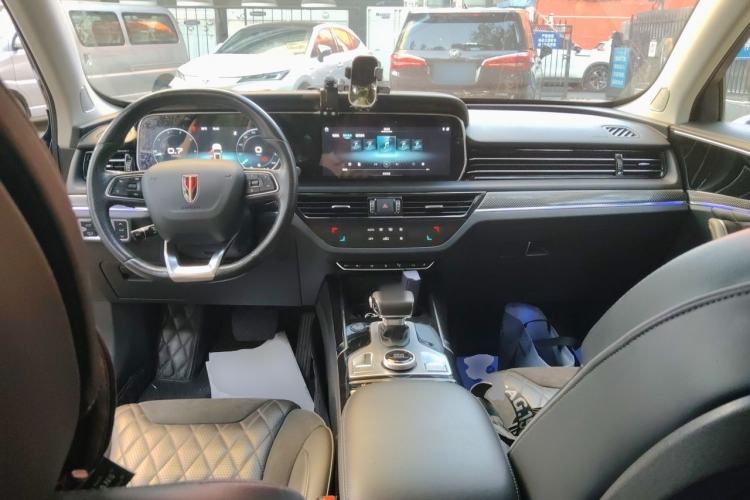 Used Hongqi HS5 2019 2.0T Smart Connect Flagship All-Wheel-Drive Version Center Console